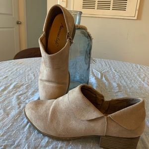 American Eagle Size 9 suede bootie-1.5” heel